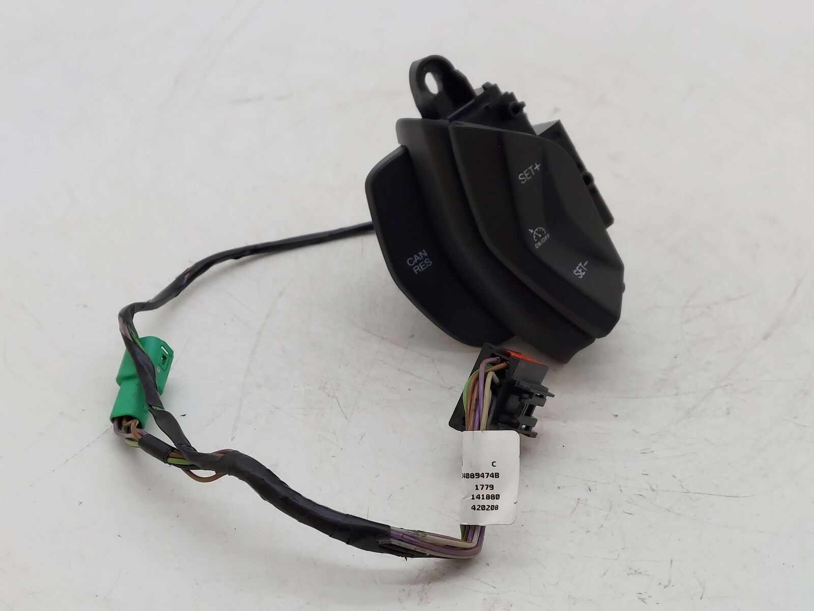 2014 FORD FOCUS ST 2.0L TURBO STEERING WHEEL CRUISE CONTROL SWITCH DT1T-9E740-AA