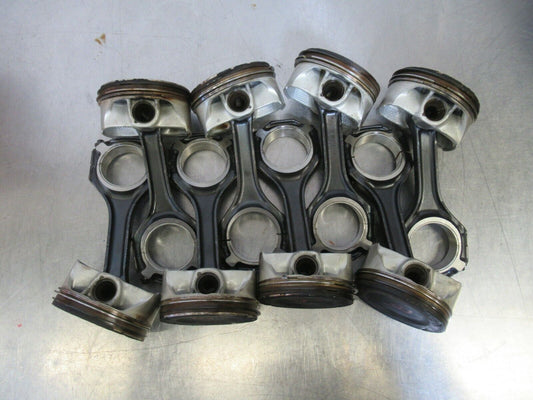 S032  2016 MERCEDES CLS63S 5.5L CONNECTING RODS&PISTONS