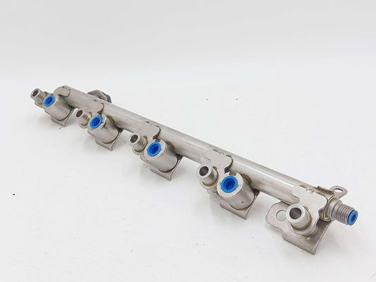 2018 Ford Focus RS Fuel Injection Rail EJ7E-9F797-DD VJ5E-9D280-BF 15K KMS