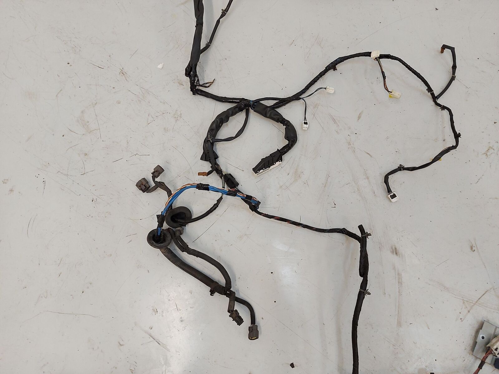 1999 NISSAN SKYLINE R34 Gt-t Coupe REAR BODY Wire TAIL Harness 24017-AA101