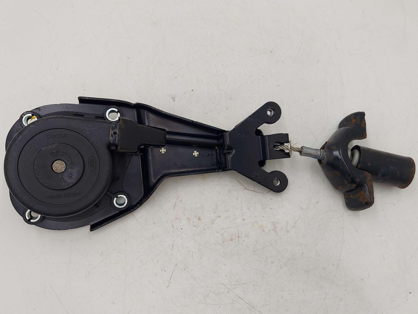 17-23 Land Rover Discovery Rear Spare Tire Carrier Winch Hoist HY32-1A486-AE