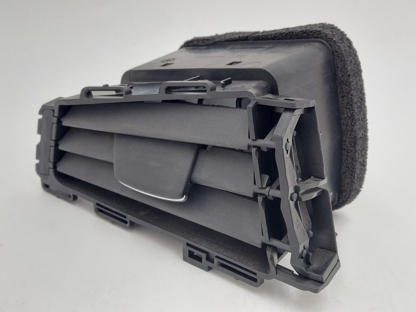2018 Cadillac XT5 LH Left Dash AC Air Conditioner Heater Vent 84095201