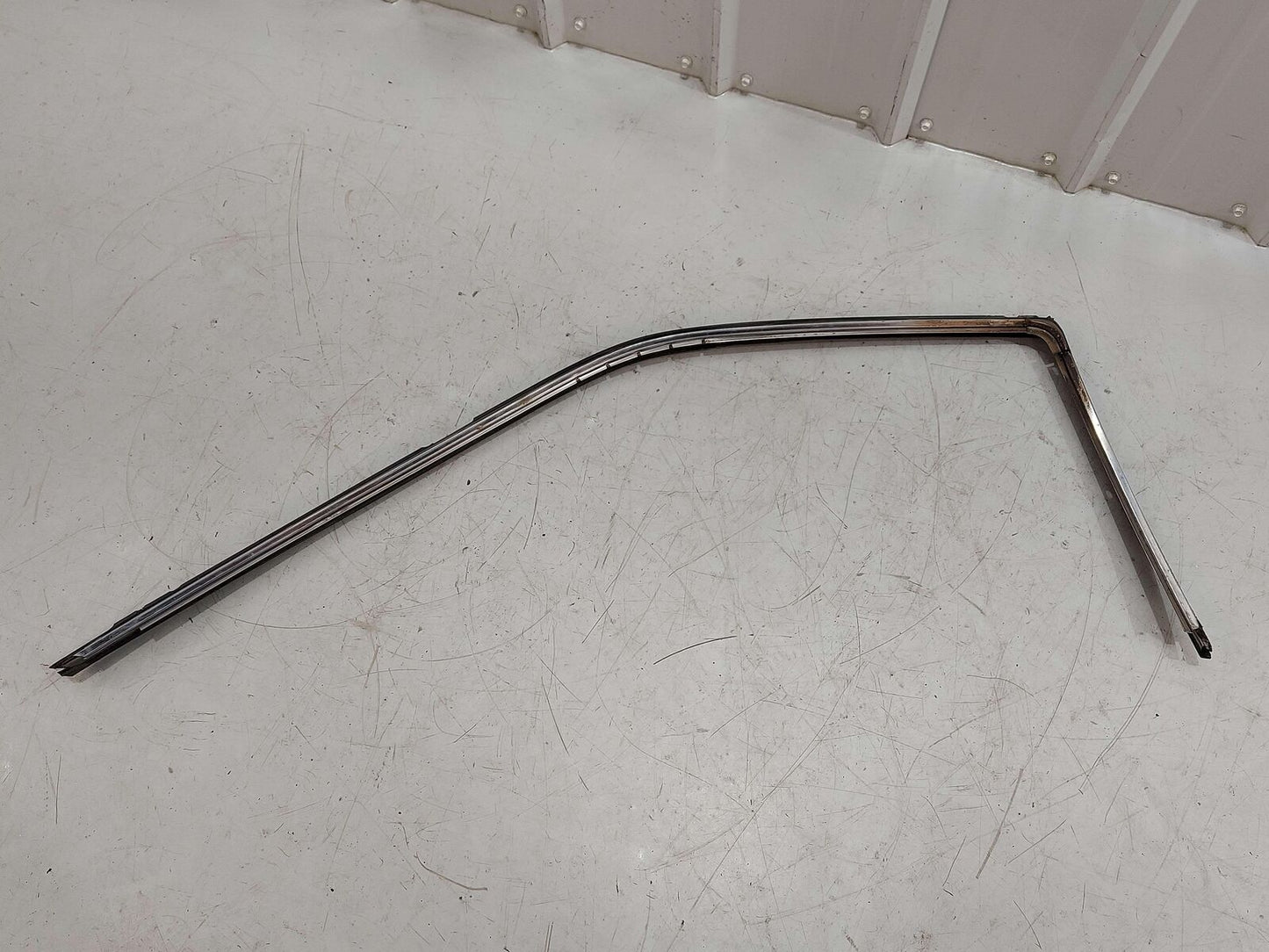 1991 Nissan Skyline R32 Coupe Right Door Upper Weather Stripping Trim *Notes*