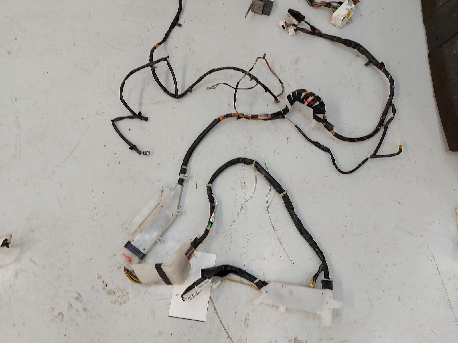 1999 NISSAN SKYLINE R34 Gt-t Coupe REAR BODY Wire TAIL Harness 24017-AA101