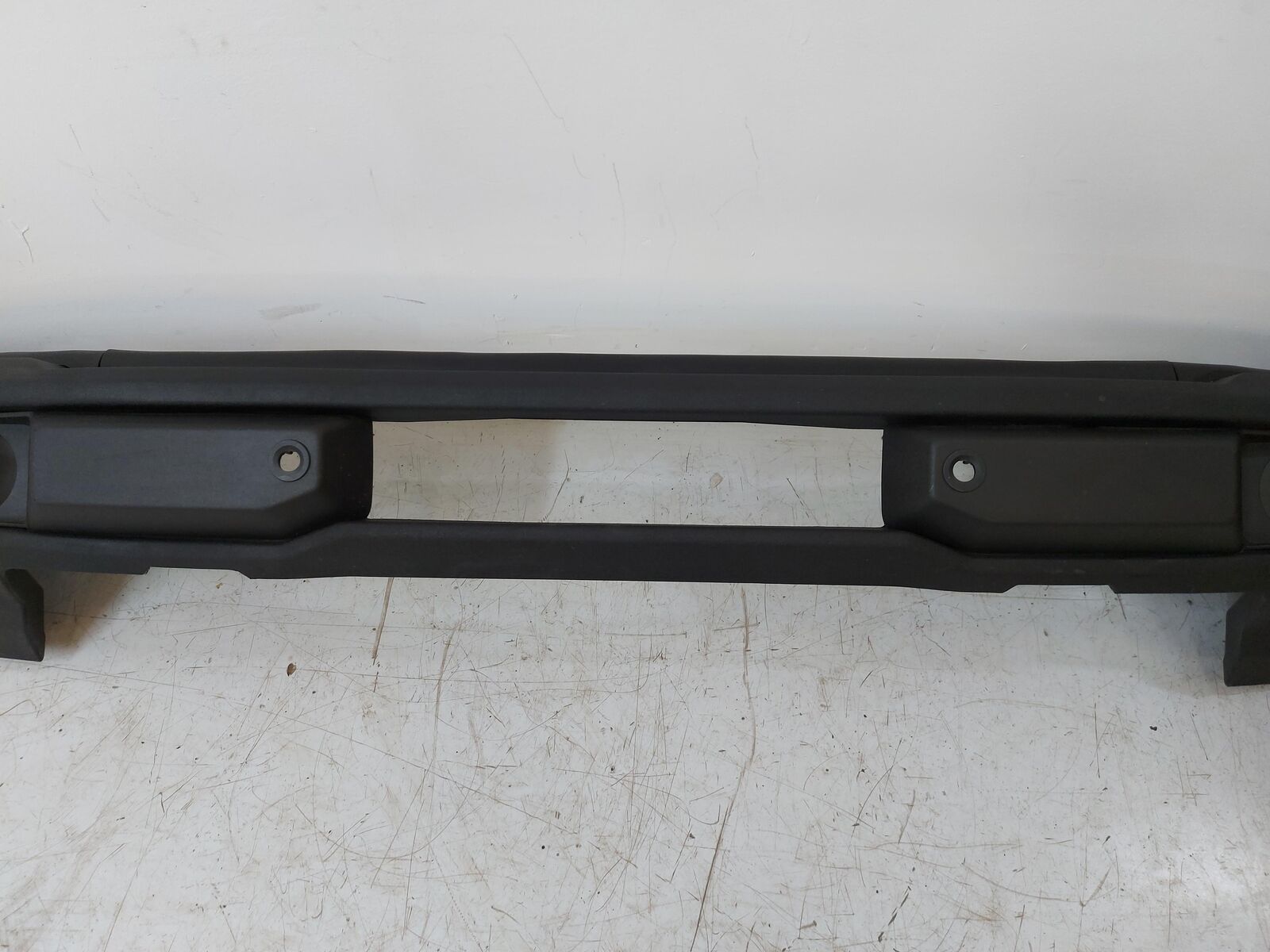 2022 Ford Bronco Front Bumper Cover *warped Cracked* m2DZ-17D957-aa 2K Km's
