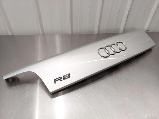 08-10 Audi R8 Tail Finish Panel 420807649C *Scratched*