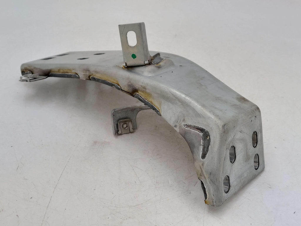 2009 AUDI R8 DASH SUPPORT BRACKET 423858783A