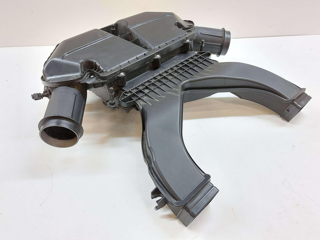 2018 GIULIA QUADRIFOLIO 2.9L AIR INTAKE CLEANER HOUSING 50541733