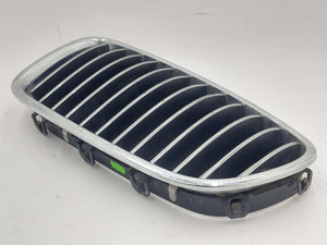 11-16 BMW 535I LEFT GRILL GRILLE 7200727 *SCRATCHES PITTING*