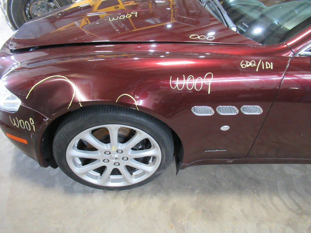 W009 2007 07 MASERATI QUATTROPORTE 4.2 LH LEFT DRIVERS FENDER PANEL  DAMAGED
