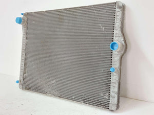 11-16 BMW 550i Rear Main Radiator 17118669004 7601831 *Fins Bent*