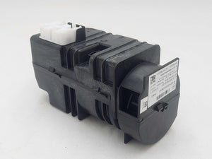 2020 MERCEDES E63S AMG W213 MULTICONTOUR SEAT PNEUMATIC PUMP MODULE A0008002200