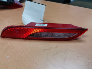 P018 BMW I8 2014-2017 DRIVER LEFT BUMPER LOWER TAIL LIGHT LAMP 63217310783
