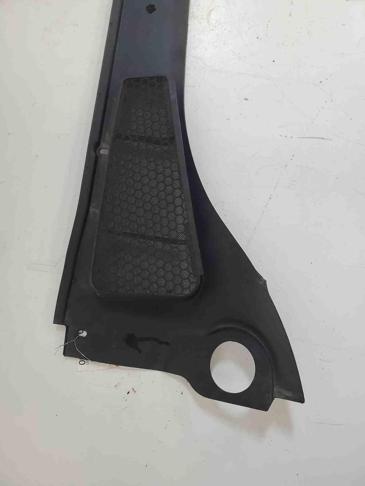 2014 Ford Focus Cowl Vent Panel 136K KMS