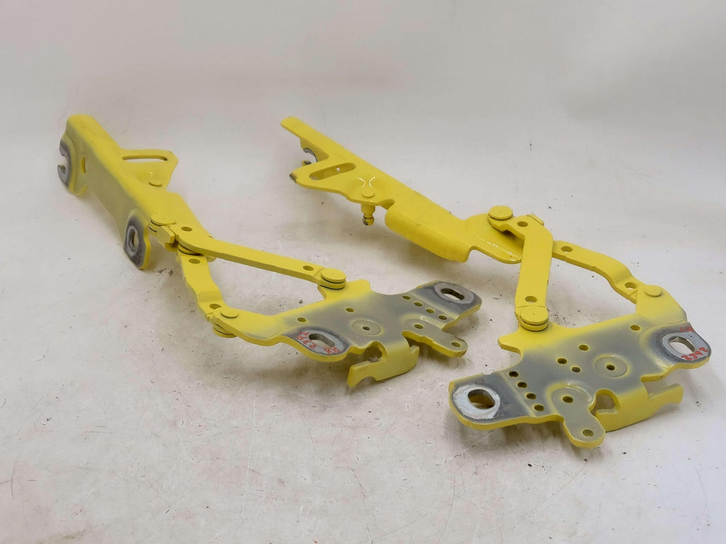 14-16 BMW 435I F32 LEFT & RIGHT HOOD HINGE SET DAKAR YELLOW 2 (337) 41617286343