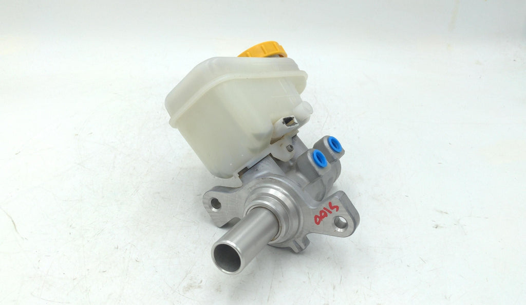 13-16 SUBARU XV CROSSTREK Master Cylinder With Reservoir AT CVT 160K KM's