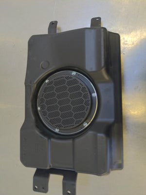 11 DODGE DURANGO Radio SPEAKER Sub SUBWOOFER 05064609AB