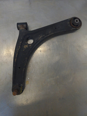 09-17 MITSUBISHI LANCER FRONT LEFT LOWER CONTROL ARM 4013A429