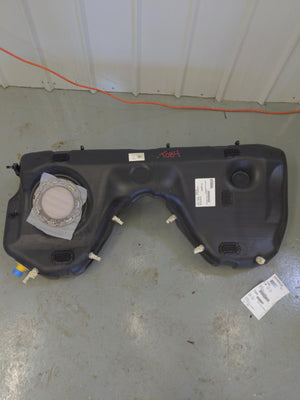 2018 Alfa Romeo Giulia Fuel Tank Assembly 00505428000 29K KM's!