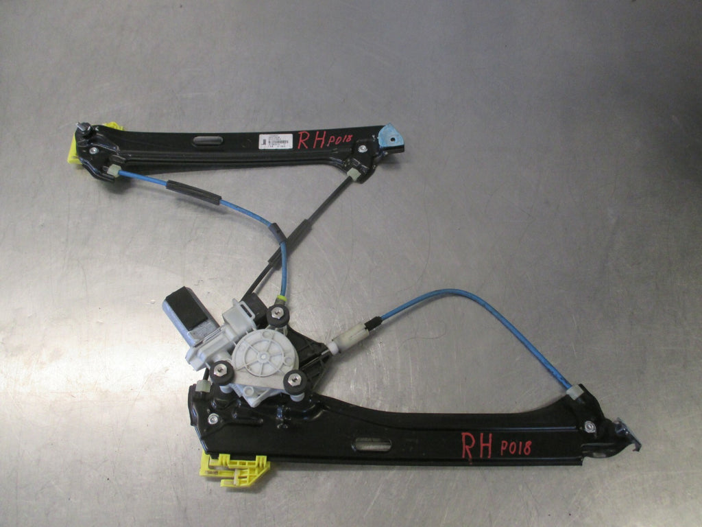 P018 BMW 2014-17 i8 bmw FRONT RIGHT REGULATOR WITH MOTOR LIFTER 51337401657