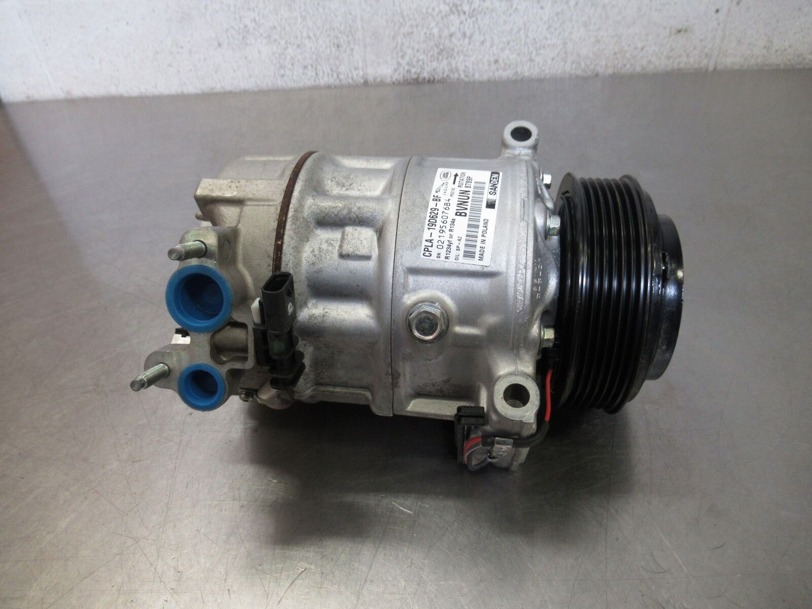 FITS 17 18 19 JAGUAR XE A/c AC Air Compressor Cpla-19d629-bf ONLY 487 KM's!!!!