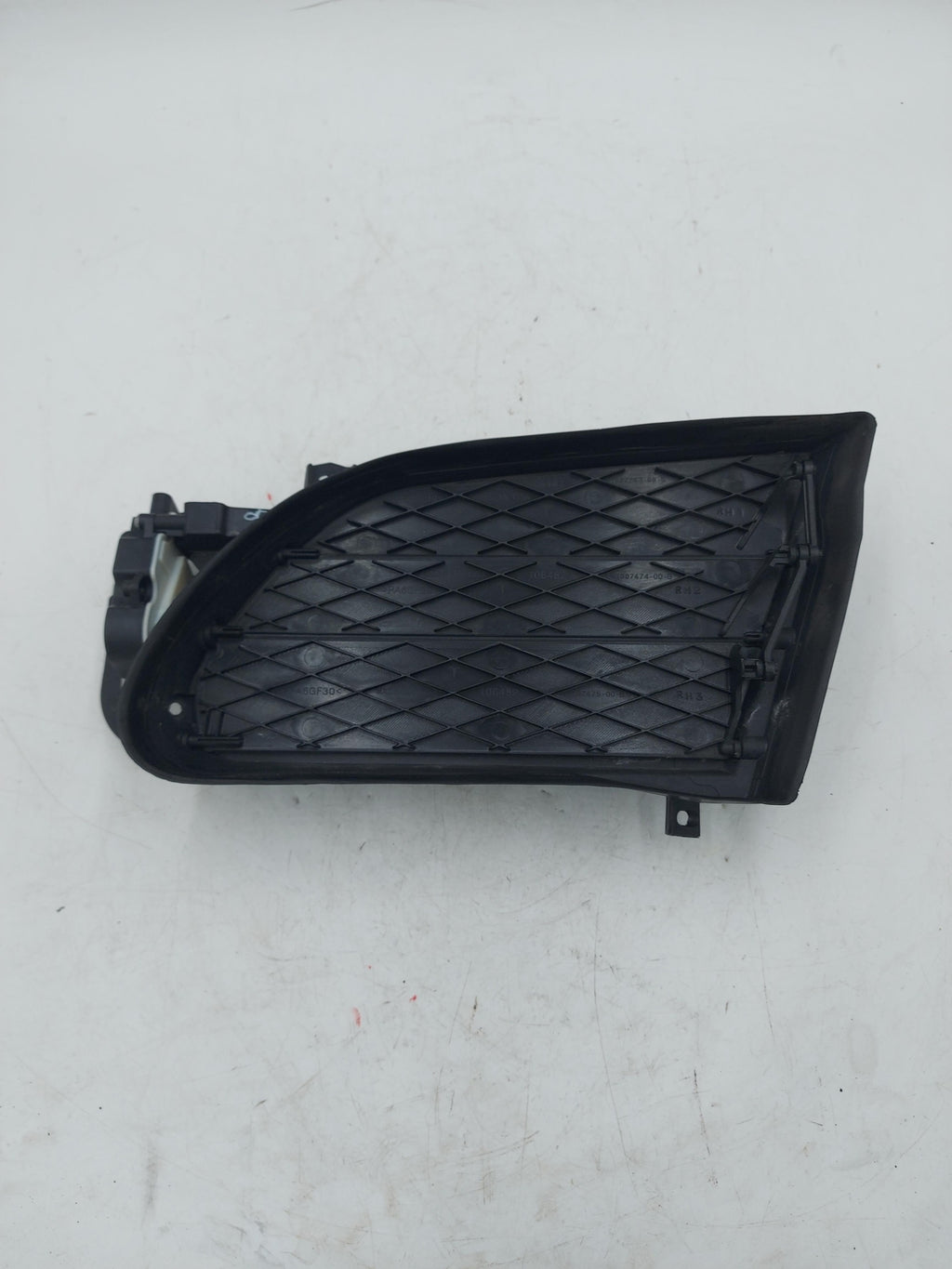 2014 Tesla S Shutter For RH Right Condenser 1007269-00-d 126K KMS