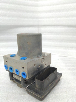 2006 BMW 530I ABS Anti Lock Brake Pump Module Unit 3451 6774848 34516774848-01