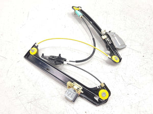 2022 MERCEDES EQS580 V297 REAR LEFT DOOR WINDOW GLASS REGULATOR