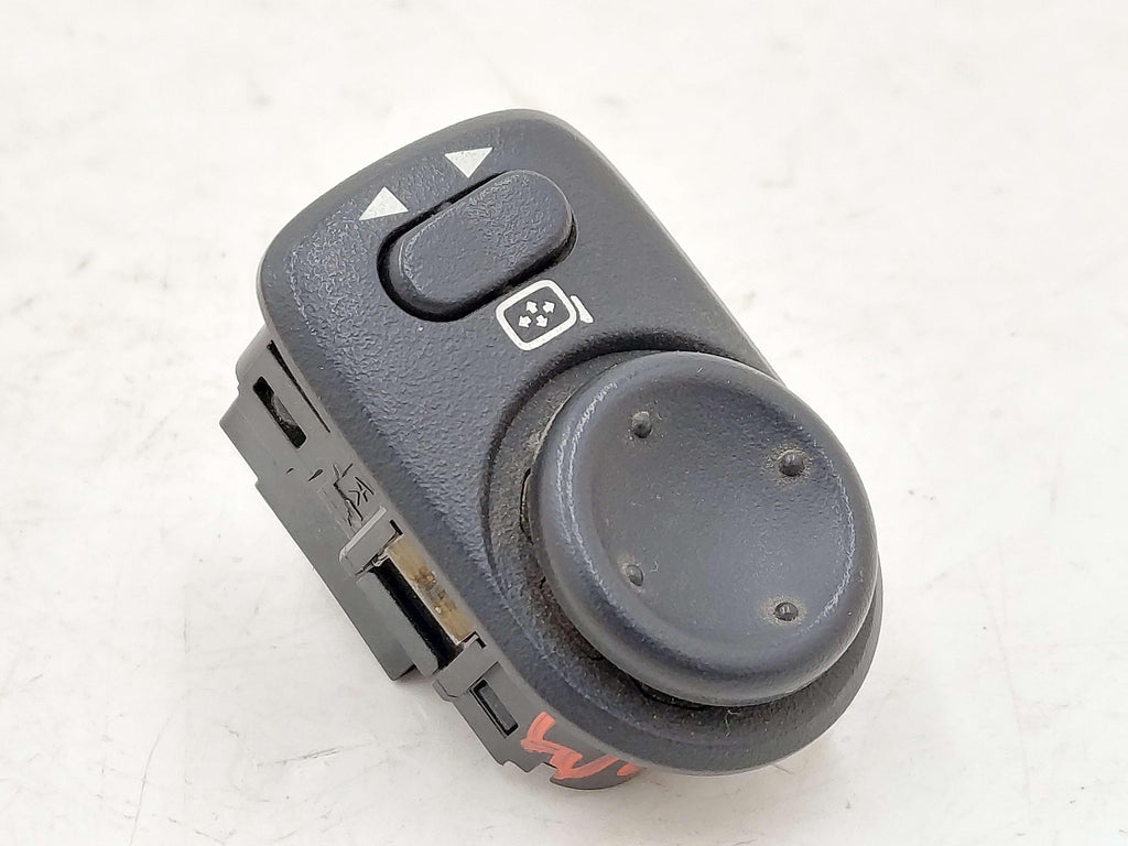 10-15 CHEVY CAMARO SS FRONT LH LEFT DOOR MIRROR SWITCH 92225703