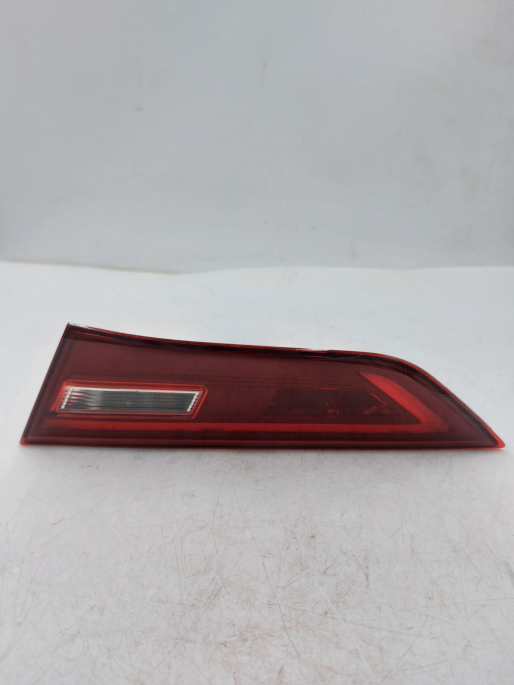 17-19 Infiniti Q60 Coupe RH Right Trunk Lid Mounted Tail Light Lamp 26550-5CA1A