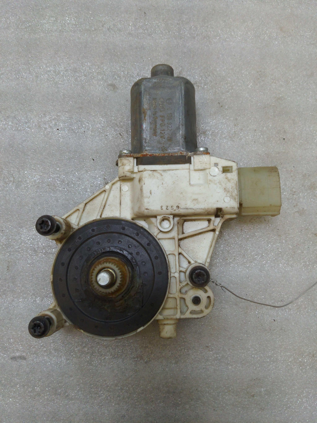 06-11 BMW 323 Front LH Left Power Door Window Motor 996624-101 6927027