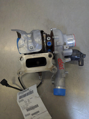 17 18 19 INFINITI Q60 Turbo RIGHT 48km KM's! 3.0L VR30DDTT 300 HP