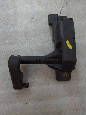 2005 INFINITI QX56 LH Left Quarter Glass Regulator 82K KM's