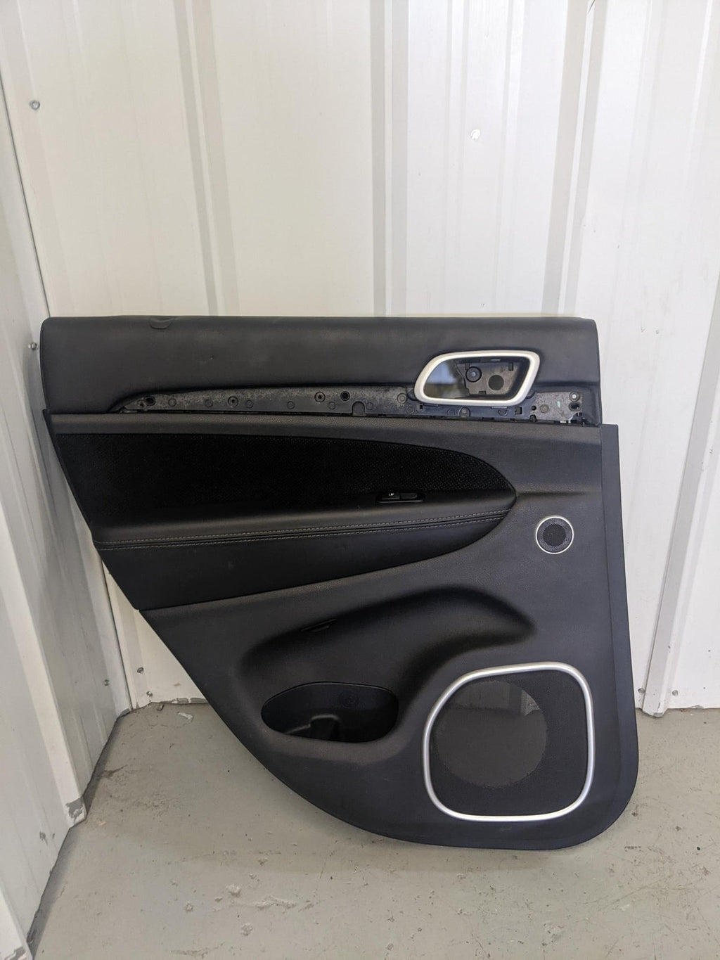 18-21 JEEP GRAND CHEROKEE TRACKHAWK REAR LH Left Door Trim Panel BLACK