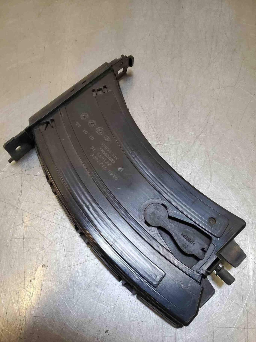 2012 BMW M3 Front Center Left Cupholder 5145 7127406