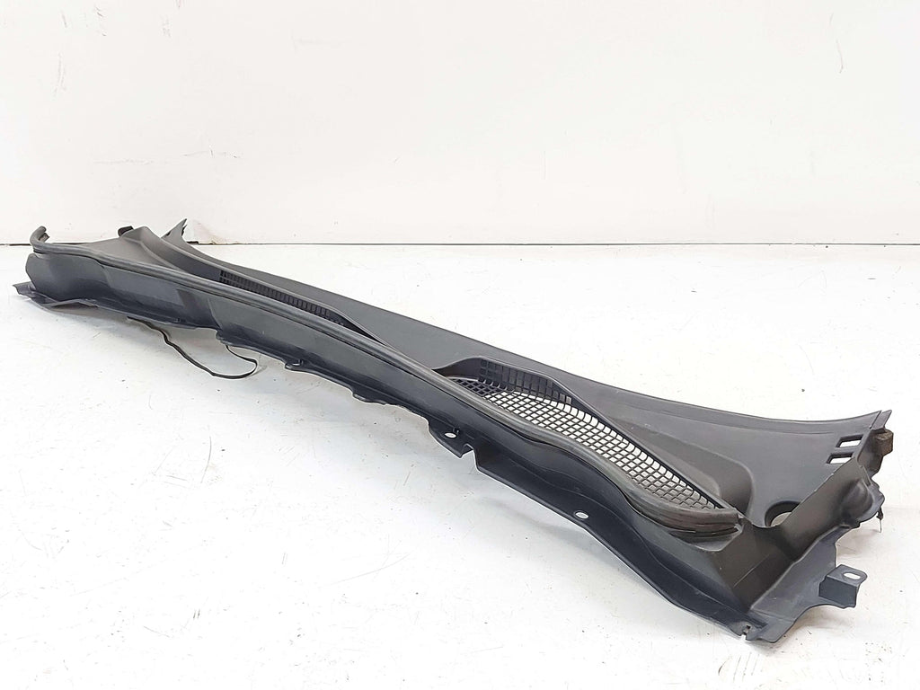 2012 SUBARU IMPREZA STI FRONT WINDSHIELD COWL VENT PANEL 91411FG010 *CHIPPED*