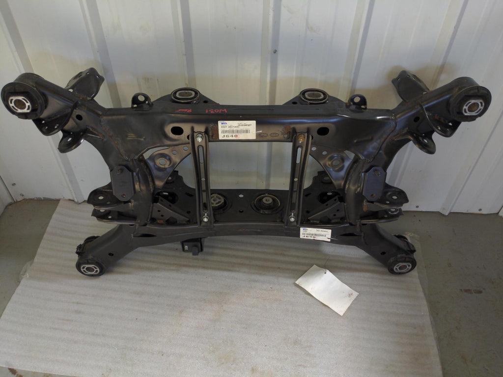 18 19 20 Kia Stinger 3.3L AWD Rear Subframe Undercarriage Crossmember J50-014097