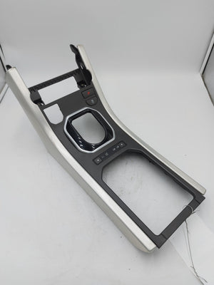 13 Range Rover Evoque Front Floor Shifter Trim *Notes* BJ32-044E07