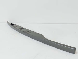 15 RANGE ROVER EVOQUE TRUNK LICENSE LIGHT TRIM W/ RLEASE SWITCH BJ32-40406 *NOTE