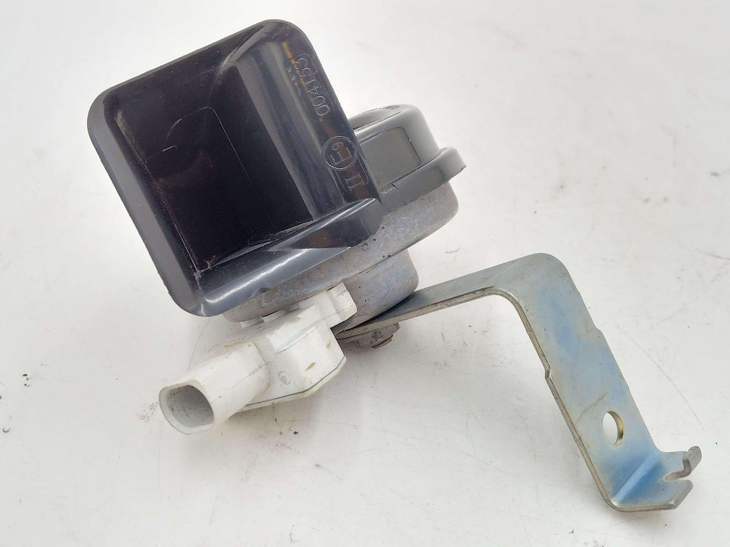 15-16 BMW M4 F82 HORN 7300975-07 OEM